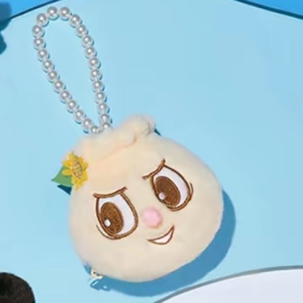 THE MONSTERS PARTY SERIES-REVERSIBLE PLUSH TOY open box